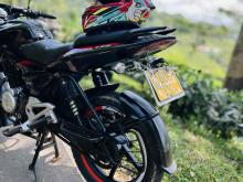 https://riyasewana.com/uploads/bajaj-pulsar-135-520330824043.jpg