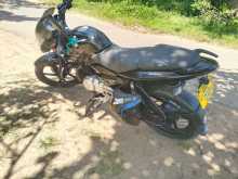 https://riyasewana.com/uploads/bajaj-pulsar-135-71025264583.jpg