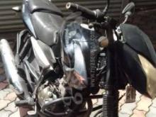 https://riyasewana.com/uploads/bajaj-pulsar-135-81308471384230.jpg