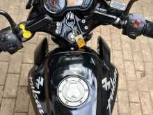 https://riyasewana.com/uploads/bajaj-pulsar-135ls-10108254353.jpg