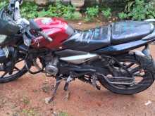 https://riyasewana.com/uploads/bajaj-pulsar-135ls-109075113873.jpg