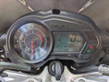 https://riyasewana.com/uploads/bajaj-pulsar-135ls-111407006014.jpg