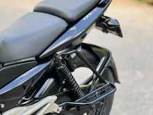 https://riyasewana.com/uploads/bajaj-pulsar-135ls-1418550322803.jpg