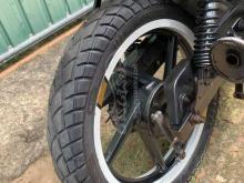 https://riyasewana.com/uploads/bajaj-pulsar-135ls-151330151399460.jpg
