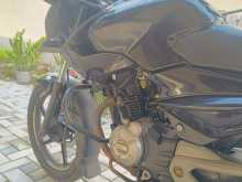 https://riyasewana.com/uploads/bajaj-pulsar-135ls-231609361753.jpg