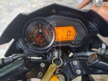 https://riyasewana.com/uploads/bajaj-pulsar-135ls-251402301393258.jpg