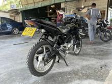 https://riyasewana.com/uploads/bajaj-pulsar-135ls-310013419385.jpg