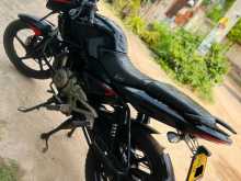 https://riyasewana.com/uploads/bajaj-pulsar-135ls-510255913804.jpg