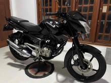 Bajaj Pulsar 135 LS 2017 Motorbike