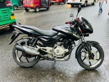 Bajaj Pulsar 150 2016 Motorbike
