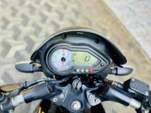 https://riyasewana.com/uploads/bajaj-pulsar-150-109351524322.jpg