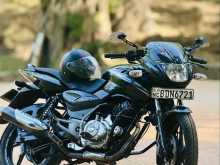 Bajaj Pulsar 150 2016 Motorbike
