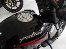 https://riyasewana.com/uploads/bajaj-pulsar-150-1110331913662.jpg