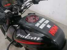 https://riyasewana.com/uploads/bajaj-pulsar-150-11107144913.jpg
