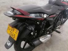 https://riyasewana.com/uploads/bajaj-pulsar-150-11107446994.jpg