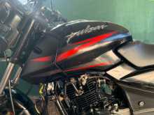 https://riyasewana.com/uploads/bajaj-pulsar-150-1112522313772.jpg