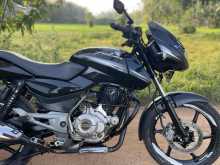 Bajaj Pulsar 150 2015 Motorbike