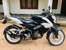 https://riyasewana.com/uploads/bajaj-pulsar-150-111935584892.jpg