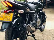 https://riyasewana.com/uploads/bajaj-pulsar-150-1211235013642.jpg