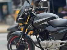 Bajaj Pulsar 150 2015 Motorbike