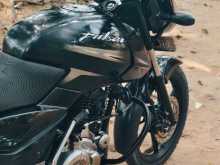 https://riyasewana.com/uploads/bajaj-pulsar-150-121310434222.jpg