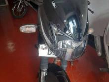 https://riyasewana.com/uploads/bajaj-pulsar-150-12161142436156.jpg