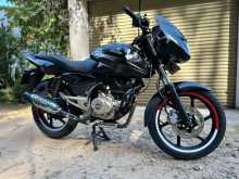 Bajaj Pulsar 150 2016 Motorbike