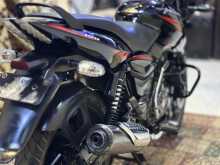 https://riyasewana.com/uploads/bajaj-pulsar-150-1311303222013.jpg
