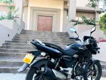 https://riyasewana.com/uploads/bajaj-pulsar-150-131638404683.jpg