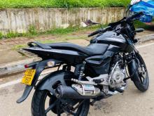 https://riyasewana.com/uploads/bajaj-pulsar-150-13957366046.jpg