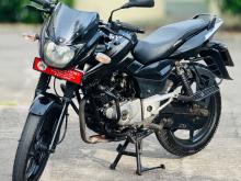 Bajaj Pulsar 150 2014 Motorbike