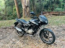 Bajaj Pulsar 150 2016 Motorbike