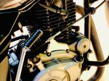https://riyasewana.com/uploads/bajaj-pulsar-150-141047352004.jpg