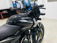 https://riyasewana.com/uploads/bajaj-pulsar-150-141314351623.jpg