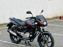 Bajaj Pulsar 150 2016 Motorbike