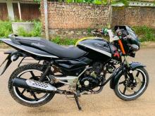 https://riyasewana.com/uploads/bajaj-pulsar-150-14918216276.jpg