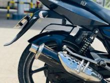 https://riyasewana.com/uploads/bajaj-pulsar-150-151214446964.jpg