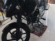 https://riyasewana.com/uploads/bajaj-pulsar-150-1512272613974.jpg