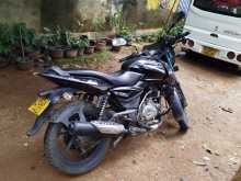 https://riyasewana.com/uploads/bajaj-pulsar-150-1514302013133.jpg