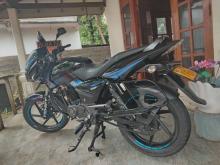 Bajaj Pulsar 150 2015 Motorbike