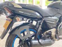https://riyasewana.com/uploads/bajaj-pulsar-150-1519271013194.jpg