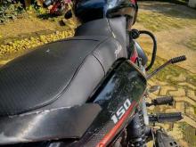 https://riyasewana.com/uploads/bajaj-pulsar-150-15744477005.jpg