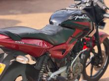 Bajaj Pulsar 150 2015 Motorbike