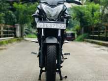 https://riyasewana.com/uploads/bajaj-pulsar-150-171146144782.jpg