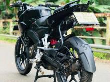 https://riyasewana.com/uploads/bajaj-pulsar-150-171150206076.jpg