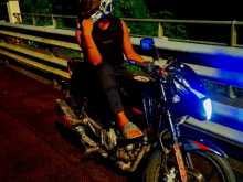 https://riyasewana.com/uploads/bajaj-pulsar-150-171314594723.jpg