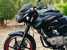 Bajaj Pulsar 150 2016 Motorbike