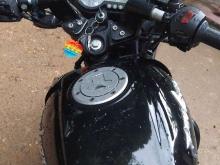 https://riyasewana.com/uploads/bajaj-pulsar-150-171902436092.jpg