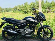 https://riyasewana.com/uploads/bajaj-pulsar-150-18053224421.jpg