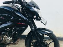 https://riyasewana.com/uploads/bajaj-pulsar-150-181032286234.jpg